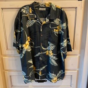 Tommy Bahama shirt 100% silk